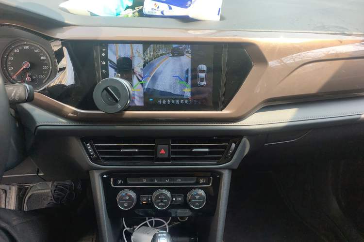 Used Volkswagen Tharu 2019 280TSI Two-Wheel Drive Comfort Edition China V Standard Audio And AC Panel