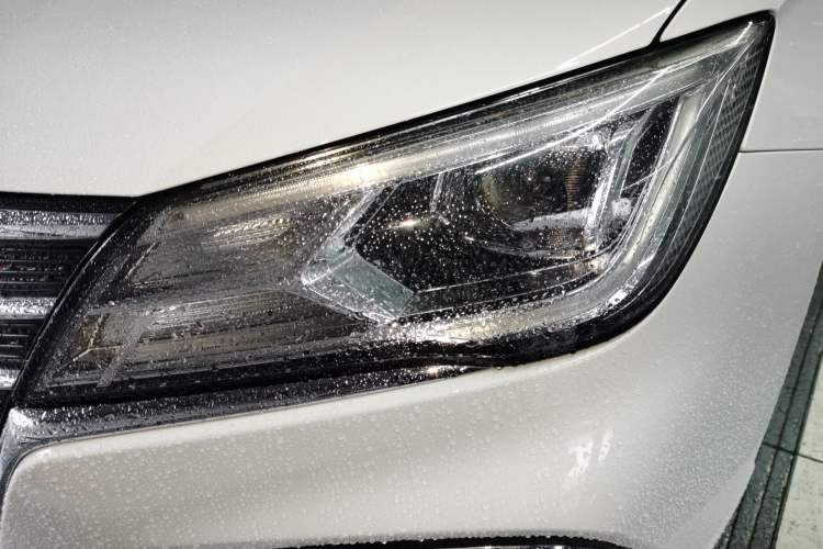 Used Roewe i5 2020 1.5L Automatic 4G Connect Luxury Flagship Edition