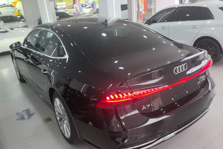 Used Audi A7L 2024 45TFSI S-line Dream-Building Edition Flow Crystal Package