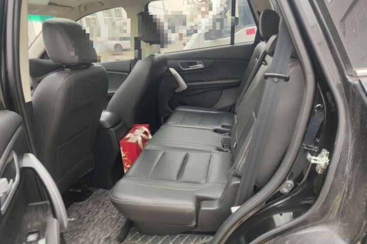 Used SWM X7 2016 1.8L Manual Luxury Edition 7 Seats