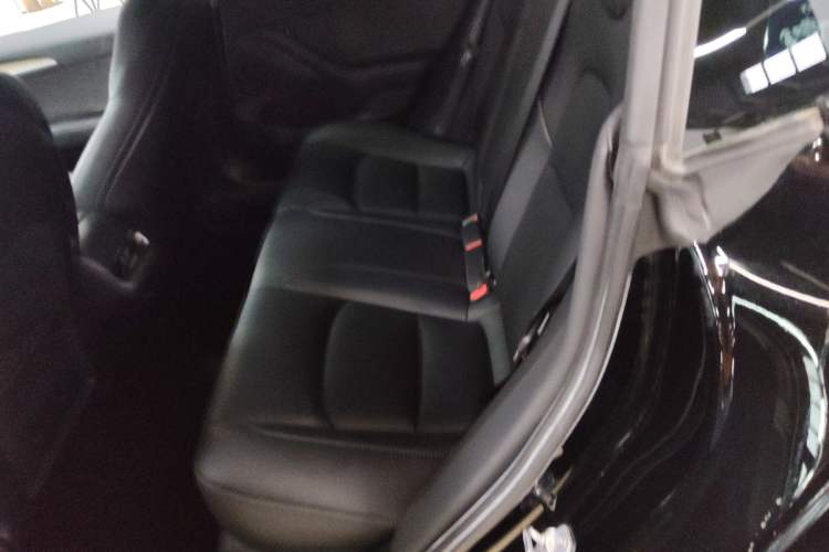 Used Tesla Model 3 2022 Rear-Wheel-Drive Version Left Rear Seat