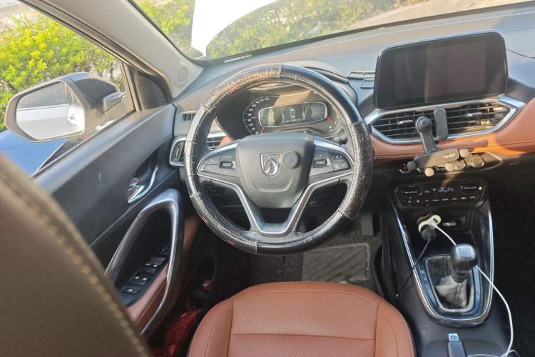Used Baojun 510 2017 1.5L Manual Luxury Model
