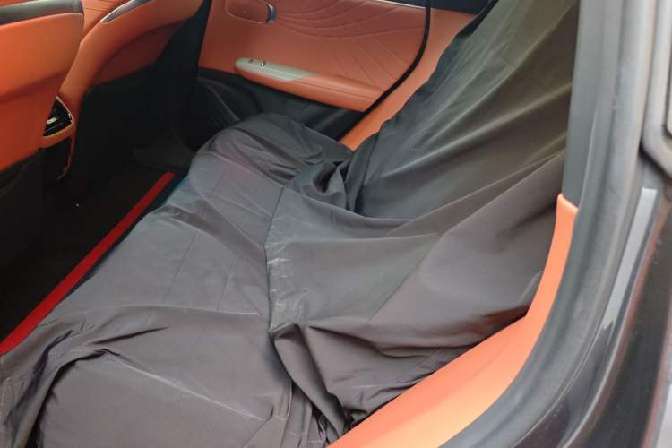 Used Deepal S07 2023 200Max Range-Extended Version
