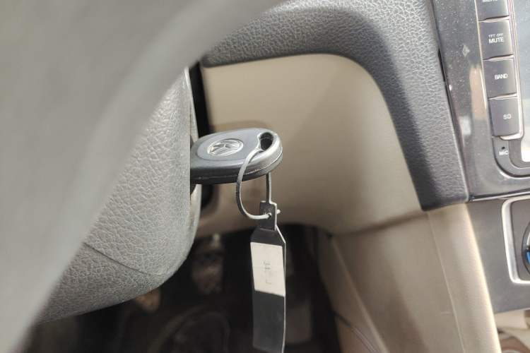 Used Volkswagen Santana 2013 1.6L Manual Comfort Edition Vehicle Key