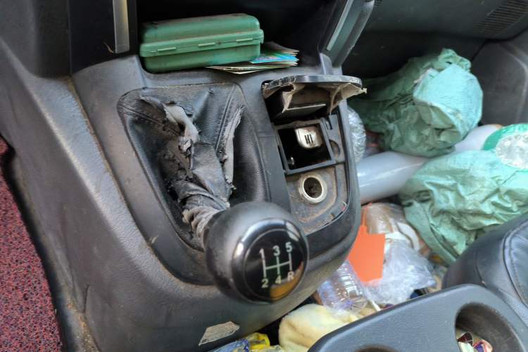 Used Jinbei Grace 2016 2.0L Express Utility Model
