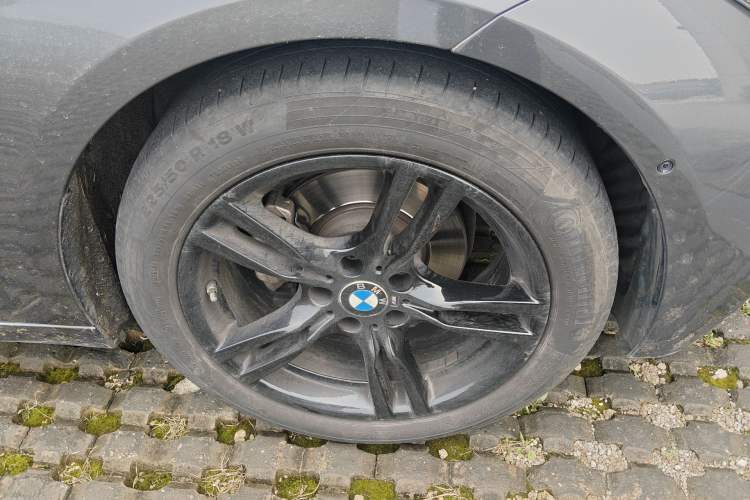 Used BMW 3 Series GT 2020 320i M Sport Night Edition Exterior 1