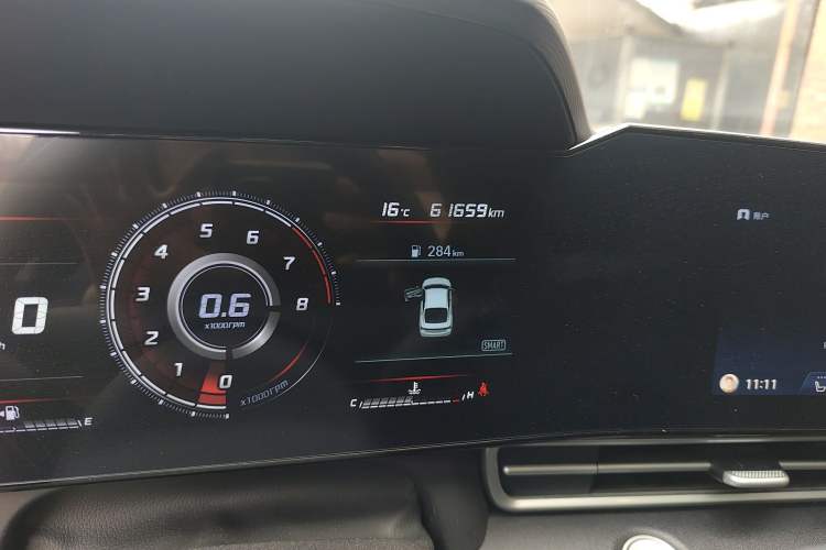 Used Hyundai Elantra 2022 1.5L CVT LUX Prestige Edition
