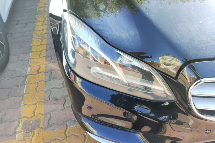 Used Mercedes-Benz E-Class 2014 Restyled E 260 L Sport Edition Right Front Headlight