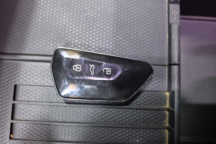 Used Volkswagen ID.UNYX 2024 Revised Pro Long-Range Version
