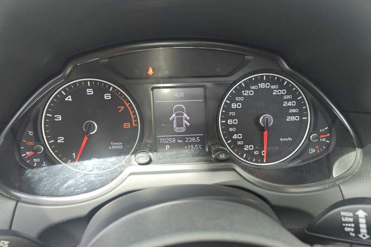 Used Audi Q5 2015 40 TFSI Technology Edition
