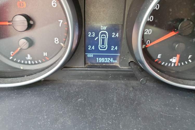 Used Haval H6 2015 Upgraded Model 1.5T Manual Two-Wheel Drive Elite Version