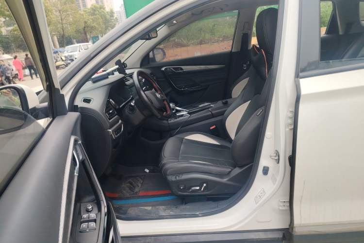 Used Dongfeng Aeolus AX7 2019 1.6T Automatic AI Navigation Model China V Standard
