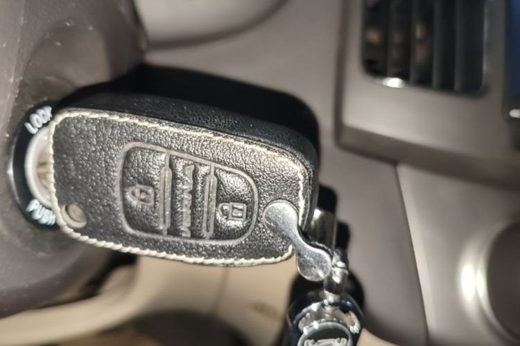 Used Hyundai Celesta 2011 1.6L Manual Comfort Edition