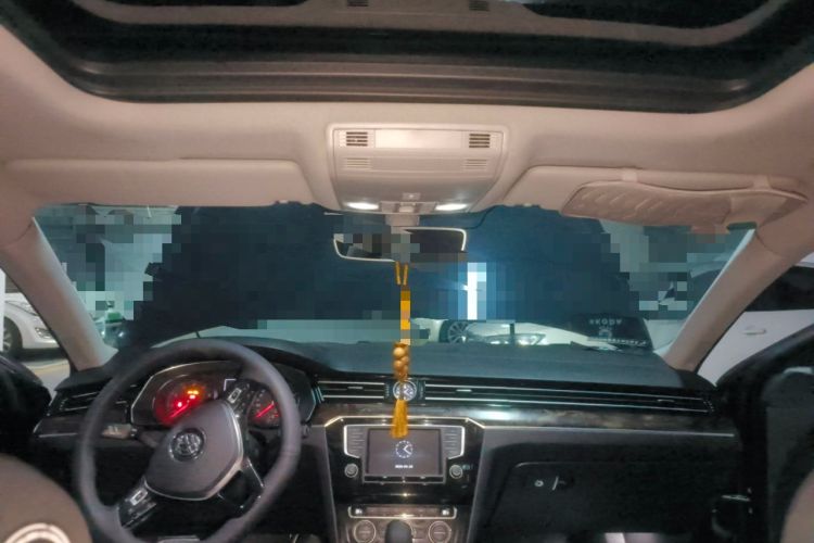 Used Volkswagen Magotan 2017 380TSI DSG Luxury Model
