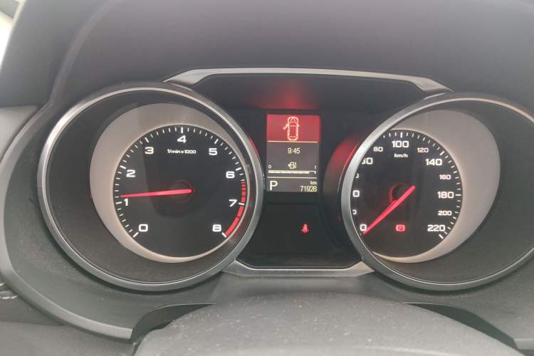 Used MG GS 2017 20T Automatic Prestige Edition Odometer Close Up