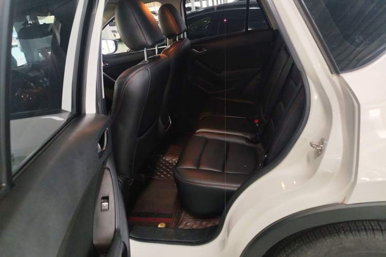 Used Mazda CX-5 2015 2.0L Automatic Two-Wheel Drive Urban Version
