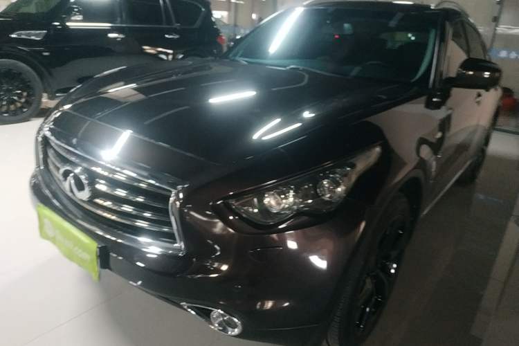 Used Infiniti QX70 2013 3.7L Standard Edition