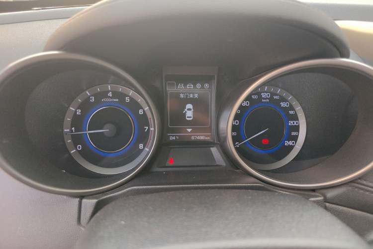 Used Changan CS35 2017 1.6L Manual Luxury Model
