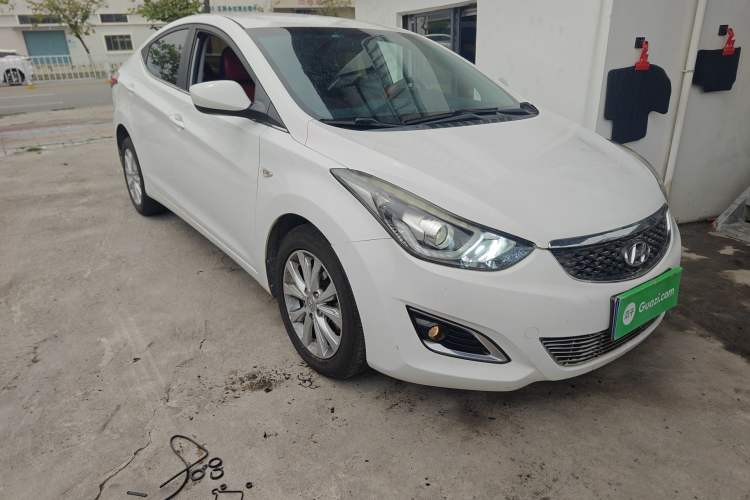 Used Hyundai Elantra (5th Generation / Langdong) 2016 1.6L Automatic Smart Version Exterior 1