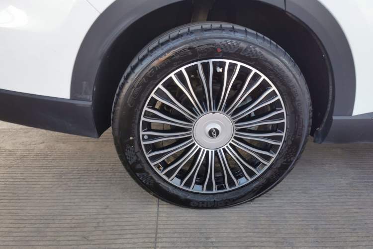 Used Chery Tiggo 8 L 2024 2.0T Two-Wheel-Drive Luxury Version 7 Seats
