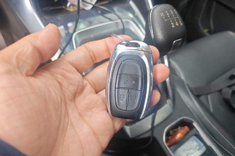 Used SAIC MAXUS G50 2022 1.5T Manual Comfort B
