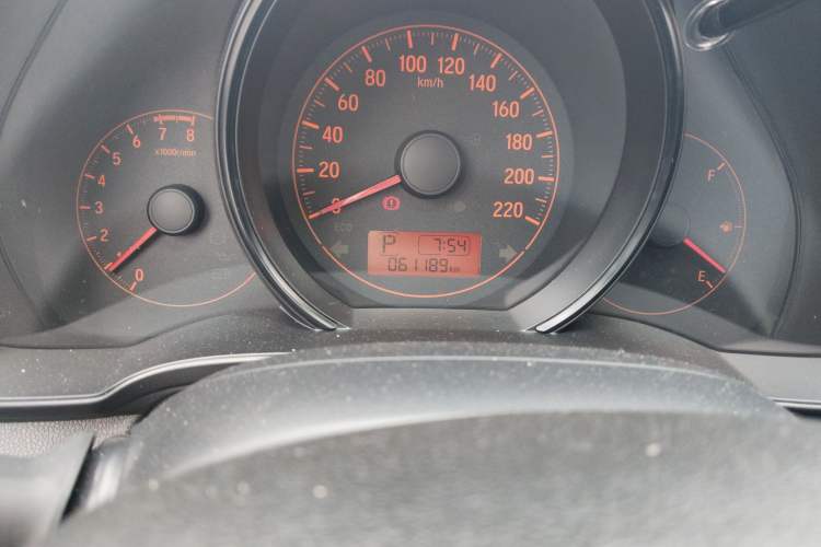 Used Honda Fit 2018 1.5L CVT Comfort Version Odometer Close Up