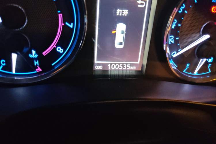 Used Toyota Levin 2014 1.8 GS CVT Elite Edition Odometer Close Up