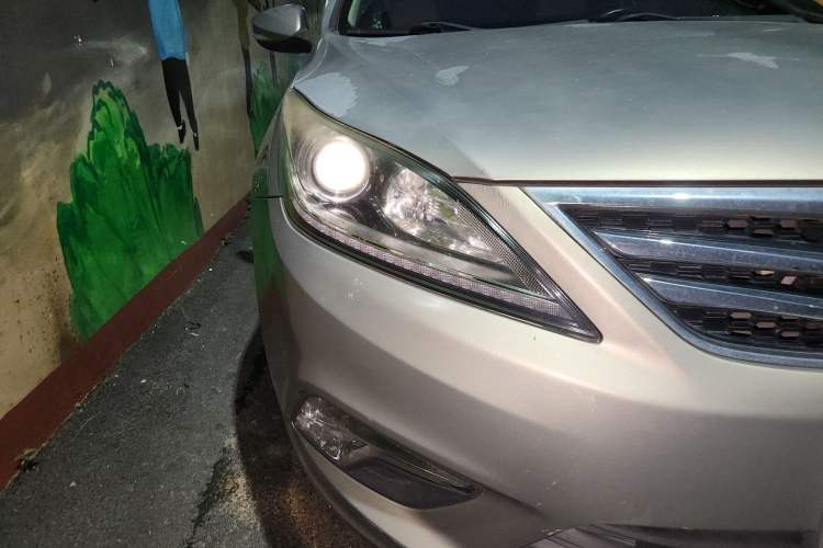 Used CHANGAN Eado 2016 1.6L Automatic Trend Model Right Front Headlight