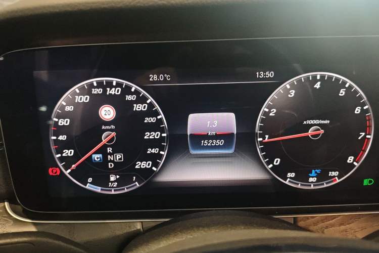 Used Mercedes-Benz E-Class 2017 E 200 L Sport 4MATIC
