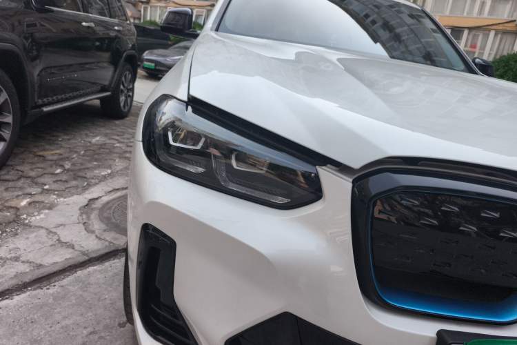 Used BMW iX3 2022 Leading Type