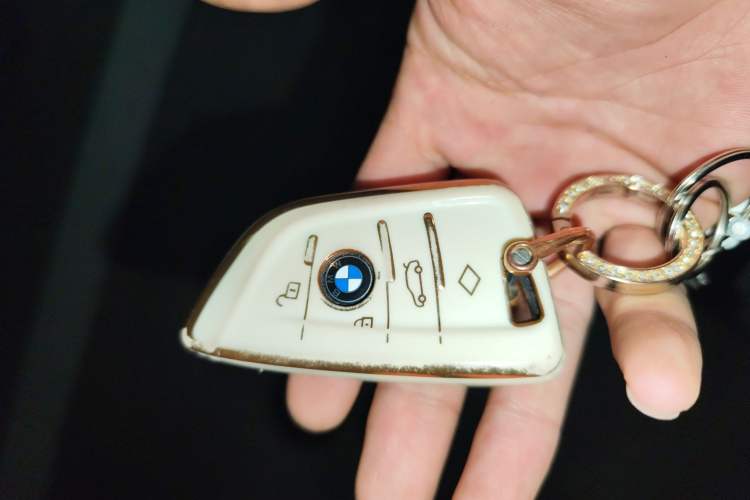 Used BMW X1 2016 sDrive18Li Premium Edition Vehicle Key