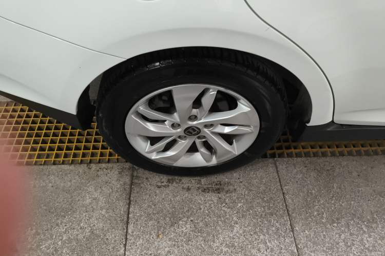 Used Luxgen S3 2016 1.6L CVT Smart Enjoyment Model
