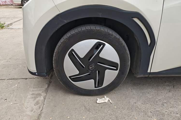 Used BYD Seagull 2023 Active Version Left Front Wheel Hub