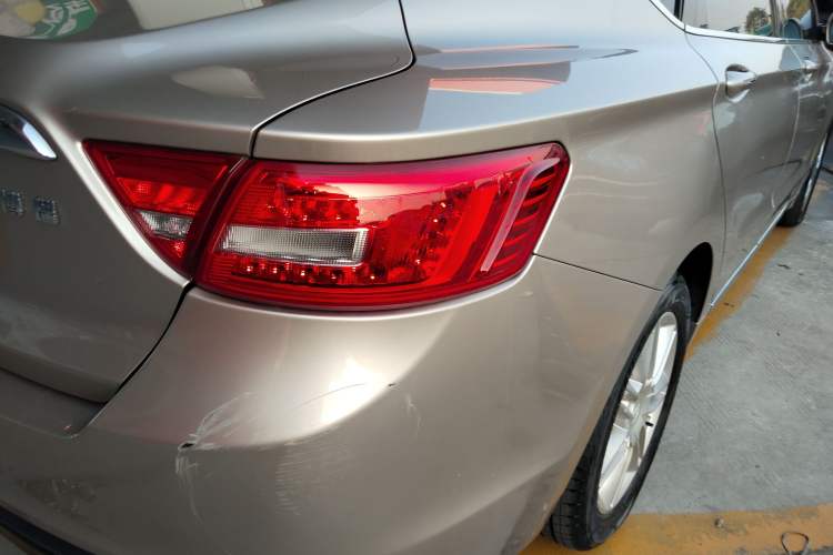 Used Geely Auto Emgrand GT 2015 1.8T Comfort Model Exterior 6