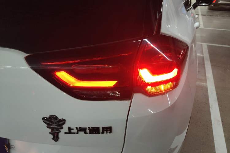 Used Chevrolet Orlando 2019 Redline 530T Automatic Enjoyment Version (5+2 Seating) China VI