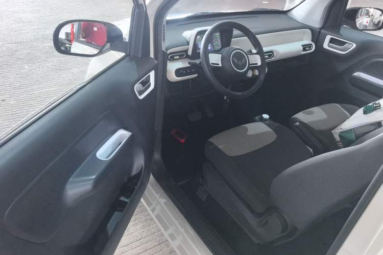 Used Wuling Hongguang MINIEV 2024 3rd Generation 215km Youth Edition Driver Seat