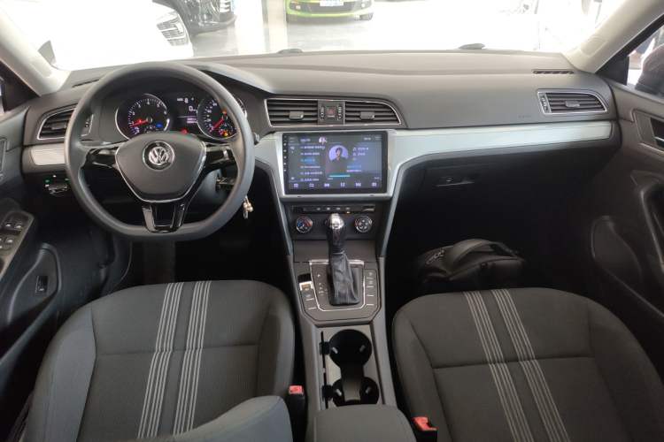 Used Volkswagen Lamando 2017 230TSI DSG Fashion Edition