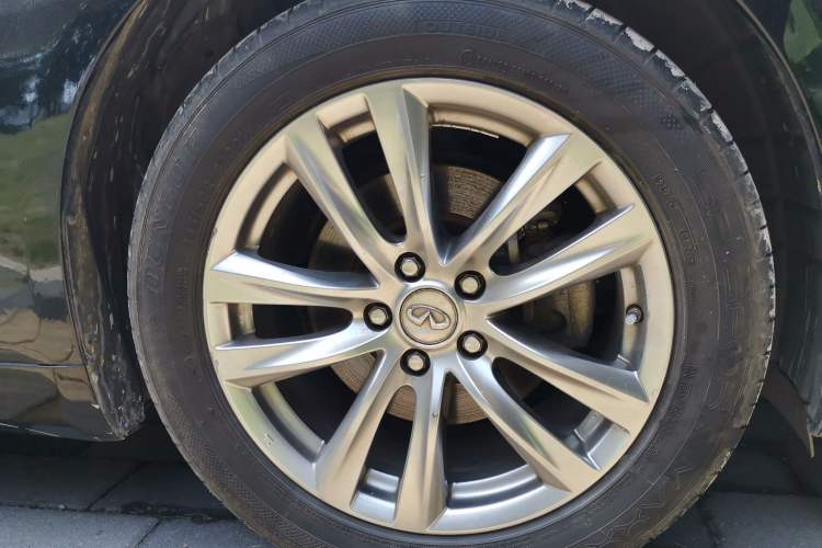 Used Infiniti Q70 2017 Q70L 2.5L Enjoyment Edition