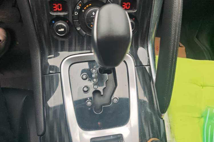 Used Peugeot 3008 2013 1.6THP Automatic Prestige Edition
