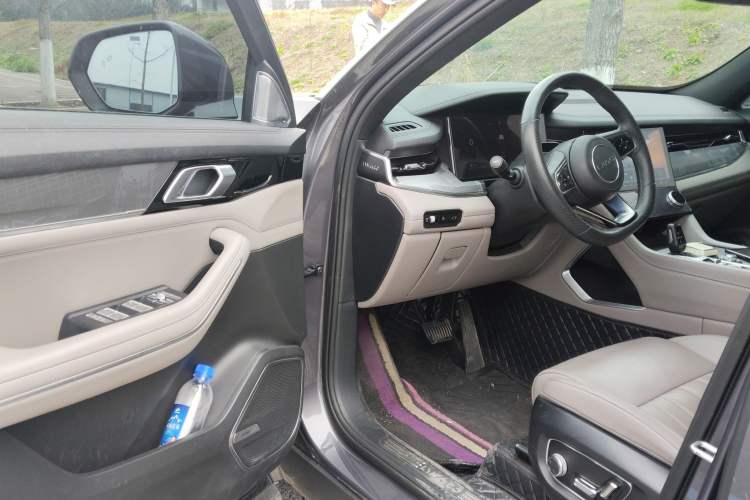 Used Lynk & Co 09 EM-P 2023 2.0TD EM-P Long-Range Version PM 7-Seater
