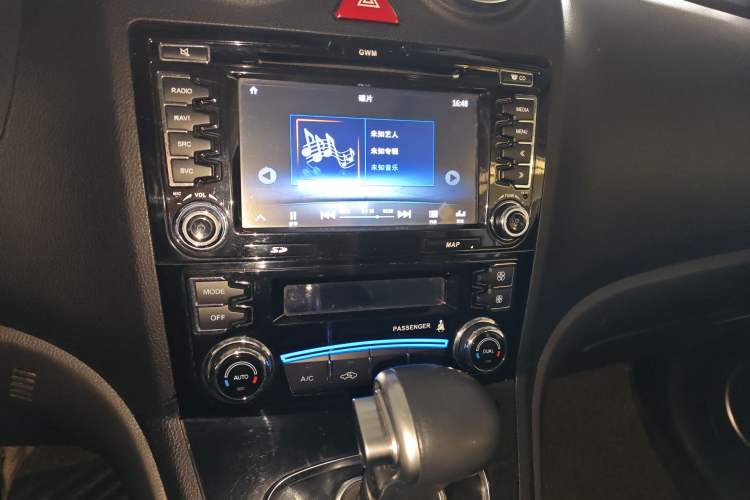 Used Haval H6 2016 Upgraded Model 1.5T Automatic Two-Wheel Drive Elite Version
