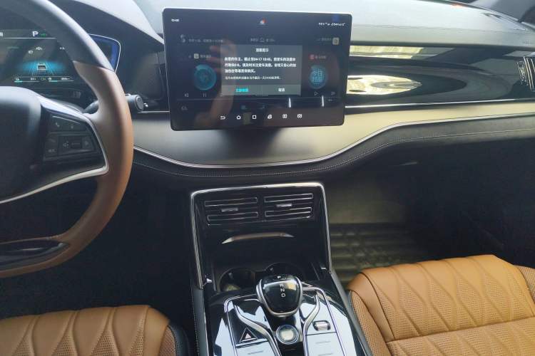 Used BYD Tang New Energy 2021 DM-i 112KM Prestige Model Audio And AC Panel