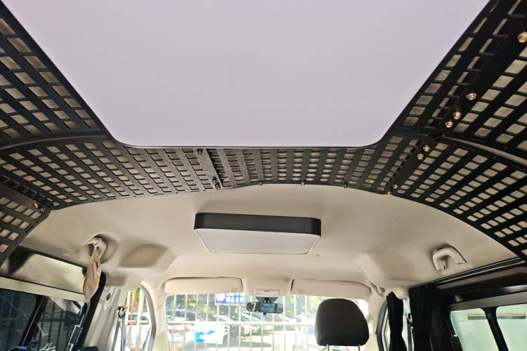 Used BAW Ruisheng Ace M7 2025 1.6L Manual Standard Wheelbase Comfort Version 5 Seats Headliner