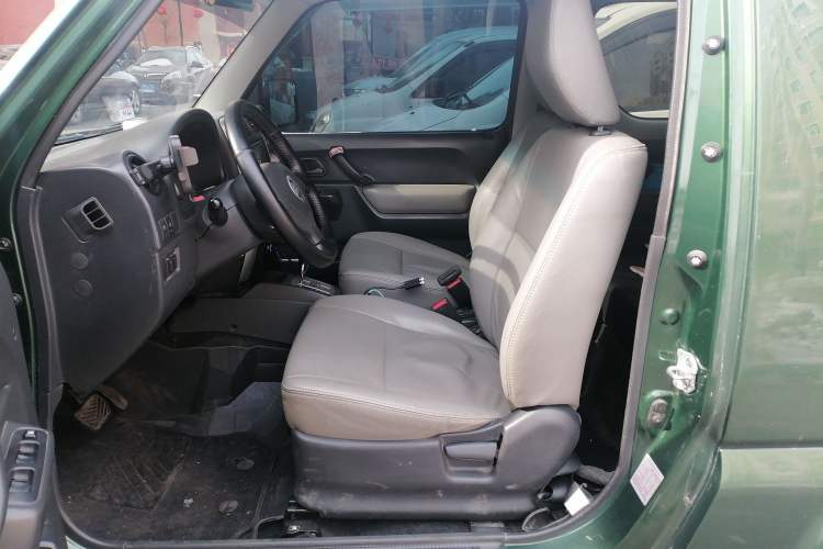 Used Suzuki Jimny 2012 1.3 AT JLX
