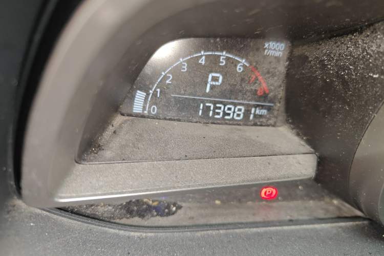 Used Mazda CX-4 2018 2.0L Automatic Two-Wheel Drive Blue Sky Exploration Version China V Standard Odometer Close Up