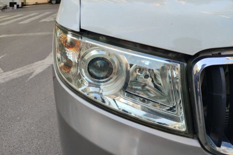 Used Jinbei New Hiace X30L 2016 1.5L Wealth Edition Van DLCG14
