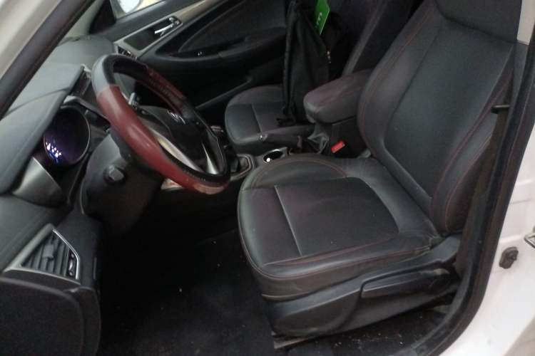 Used Changan Eado 2016 1.6L Manual Fashion Edition