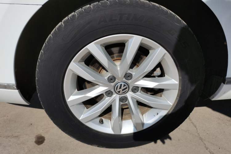 Used Volkswagen Magotan 2017 280TSI DSG Comfort Model