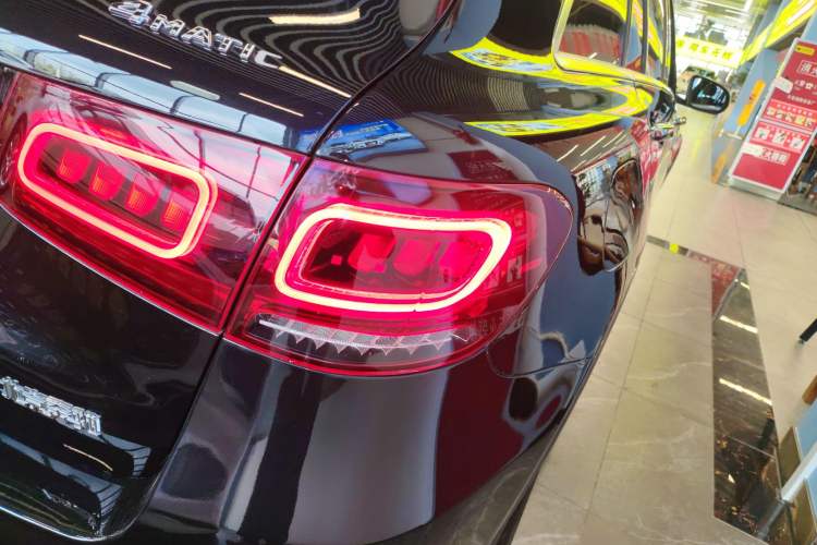 Used Mercedes-Benz GLC 2020 GLC 300 L 4MATIC Luxury Model
