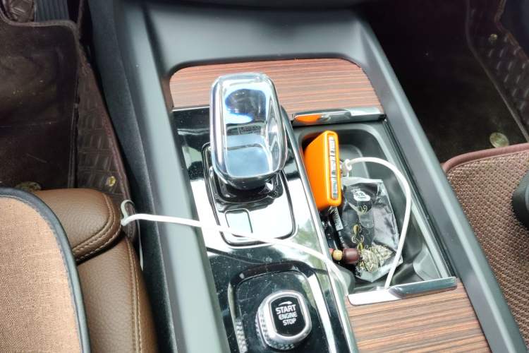 Used Volvo V60 2022 B5 Zhiyuan Luxury Edition